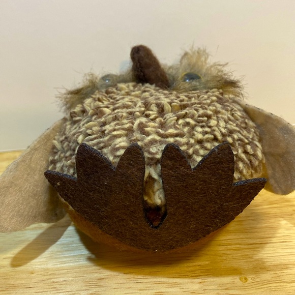 Tiny But Cute!! Plush Stuffed Bean Bag Brown Back Owl With Big Black Eyes - Picture 5 of 7